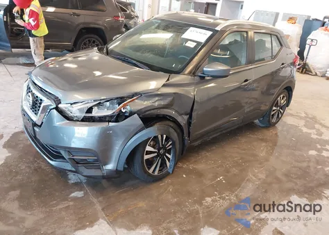 2020 Nissan Kicks Sv Xtronic Cvt из США, поврежденный, VIN 3N1CP5CV5LL536823